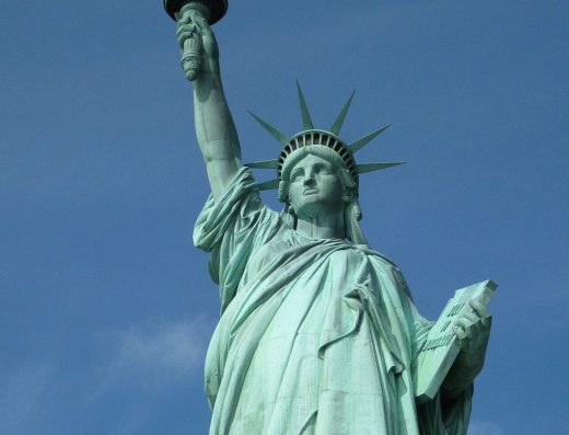 鹰飞国际官网美国商标页面主题配图